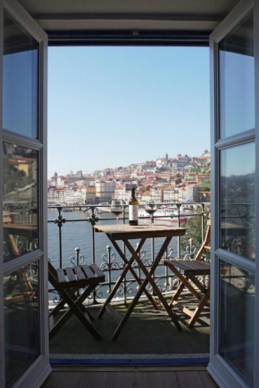 Porto View by Patio 25